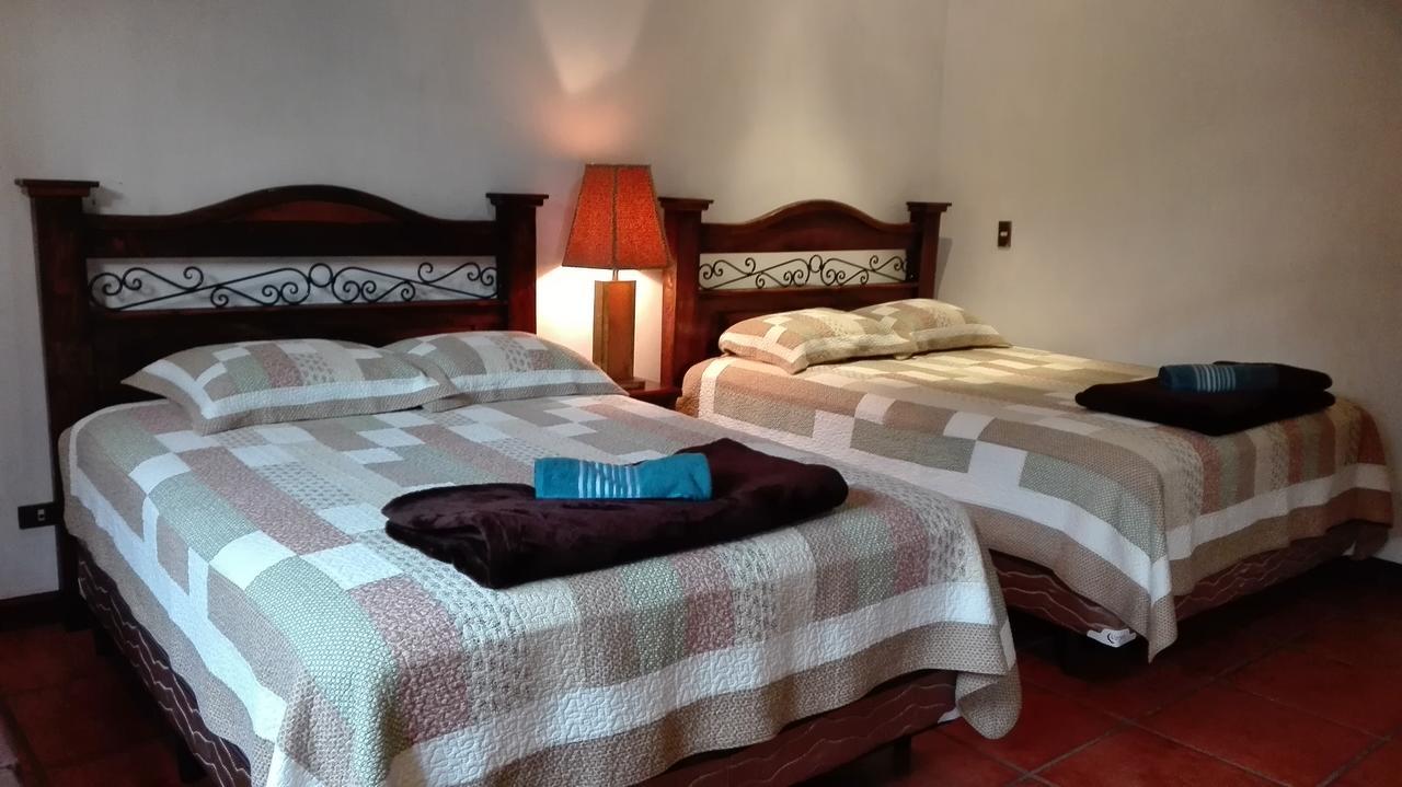 안티구아 과테말라 La Casa De La Alameda B&B 외부 사진