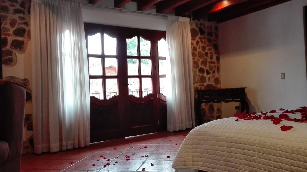 안티구아 과테말라 La Casa De La Alameda B&B 외부 사진