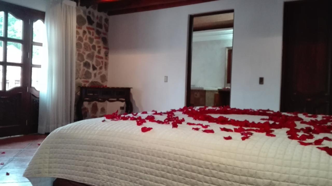 안티구아 과테말라 La Casa De La Alameda B&B 외부 사진