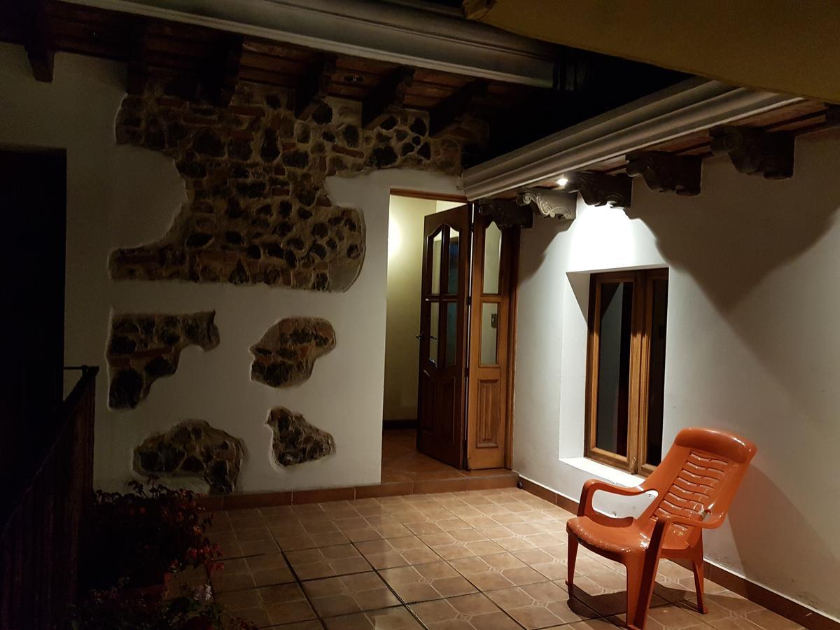 안티구아 과테말라 La Casa De La Alameda B&B 외부 사진