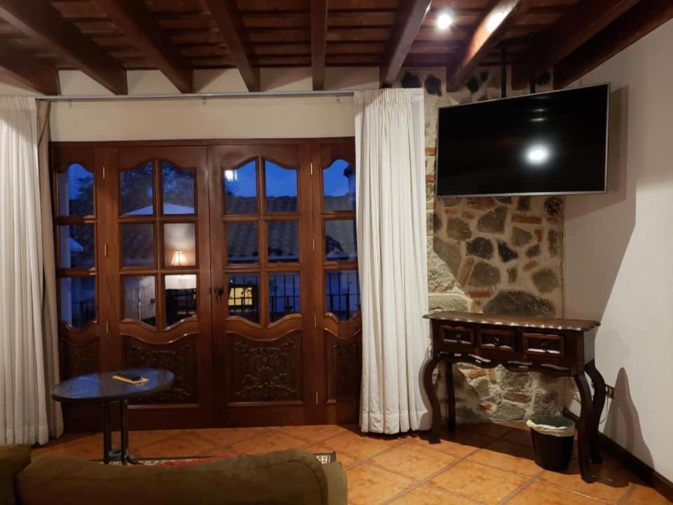 안티구아 과테말라 La Casa De La Alameda B&B 외부 사진