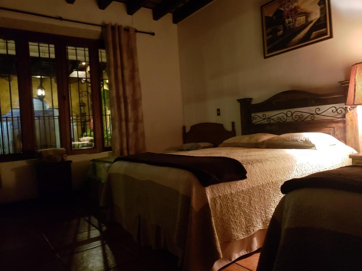 안티구아 과테말라 La Casa De La Alameda B&B 외부 사진